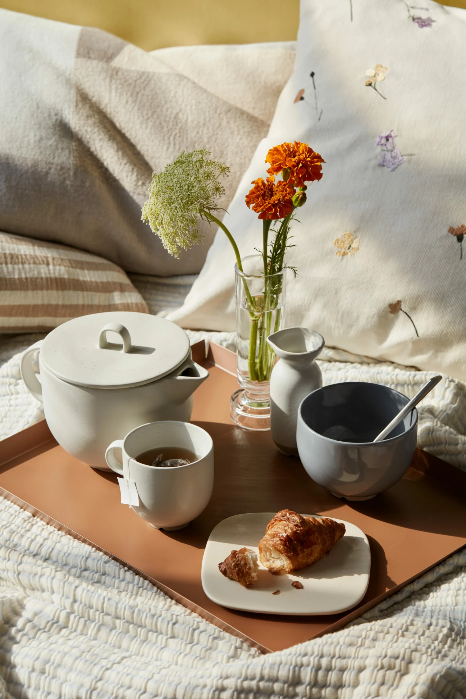 Broste Copenhagen Flora Tyynynpäällinen 50 X 50 Cm 5 Broste Copenhagen Flora Tyynynpäällinen 50 X 50 Cm - Image 5