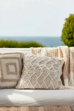 Lexington Striped Structured Recycled -puuvillahuopa 130 X 170 Cm -Klippan Yllefabrik Kauppa 577966 01 41 EnvironmentImage b69342b8e1